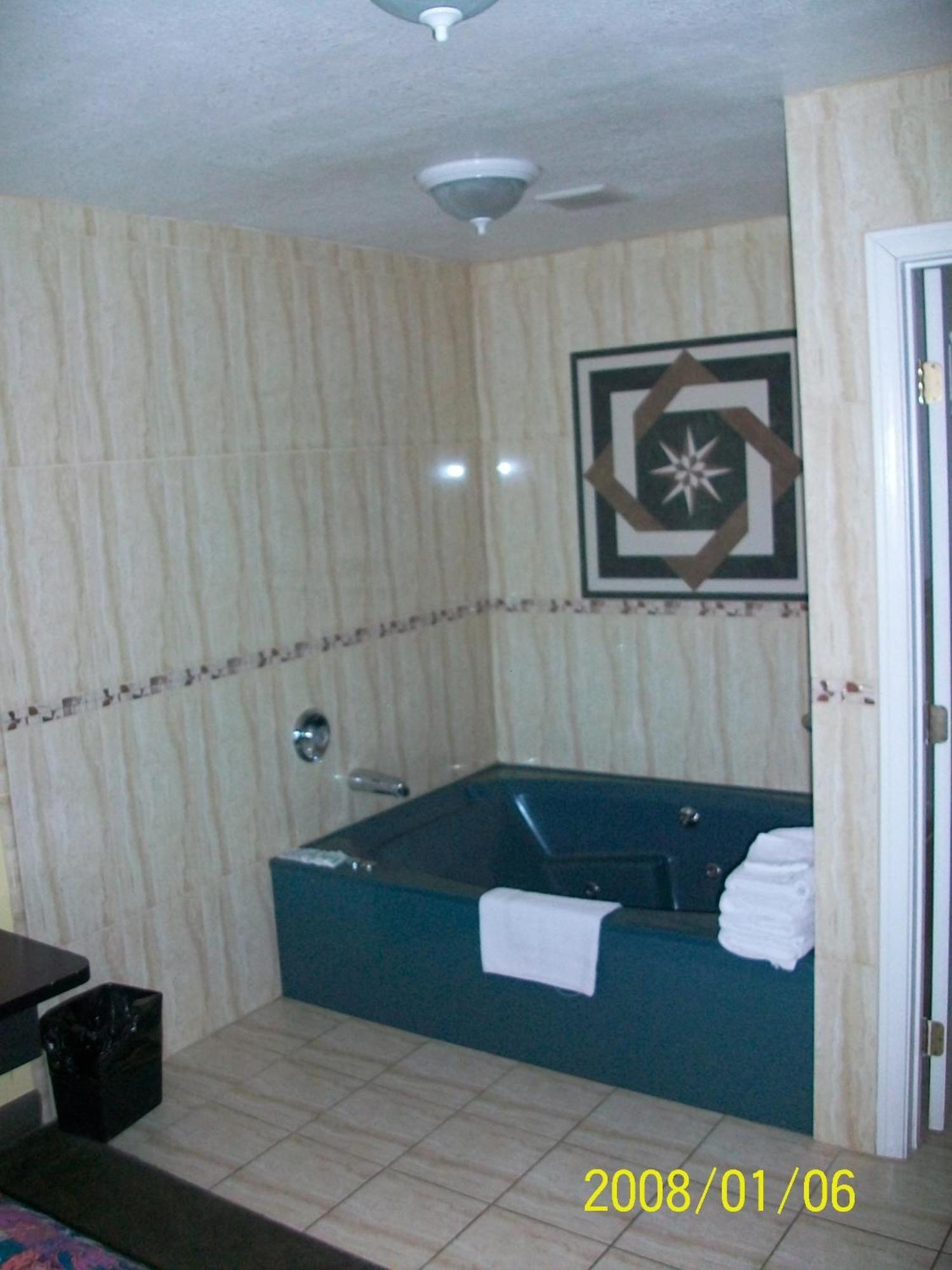 Rodeway Inn Commerce - Los Angeles Room photo